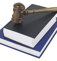 Hammer og bøger - web.jpg